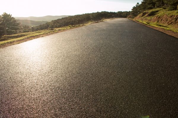 Asphalt Cleaning in Naples