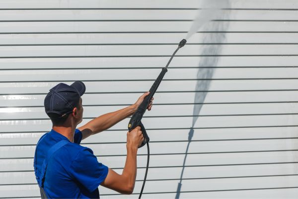 Power Washing Service in Naples