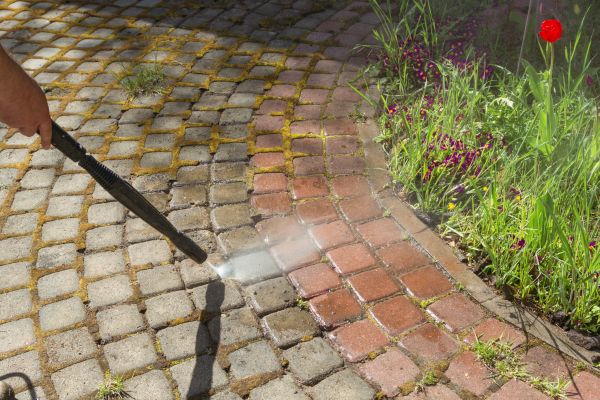 Walkway Cleaning Service in Naples
