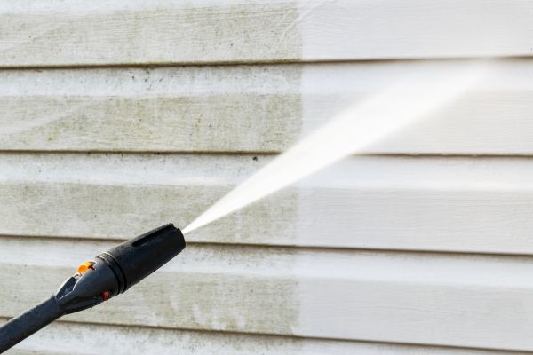 House Exterior Cleaning in Naples