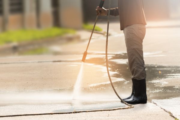 Residential Concrete Cleaning in Naples