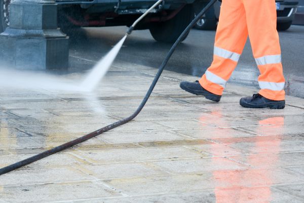 Concrete Jet Washing in Naples