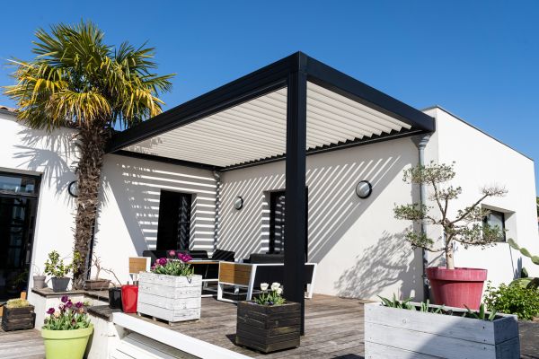 Terrace Awning Cleaning in Naples