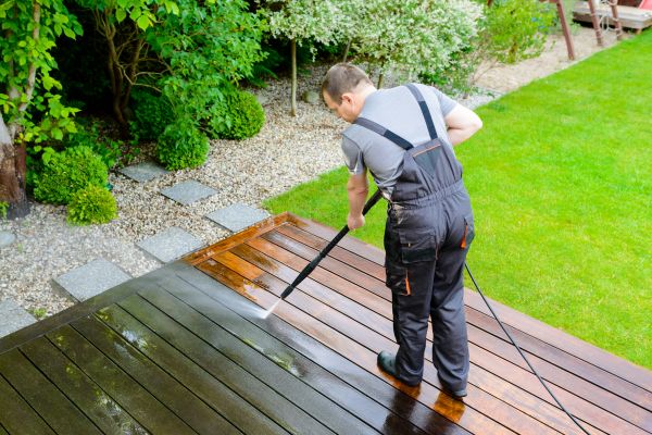 Deck And Patio Cleaning in Naples