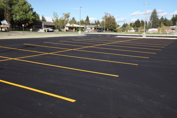 Parking Lot Washing in Naples
