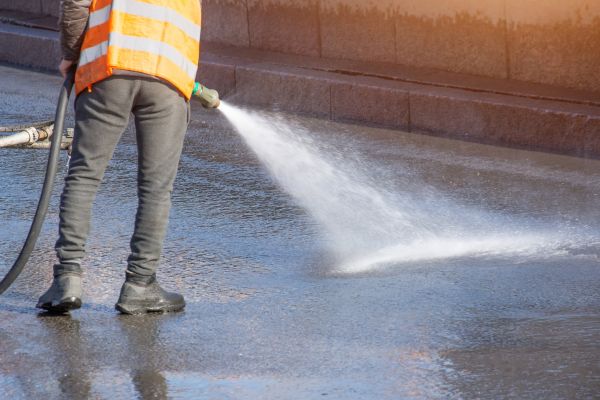 Asphalt Pressure Washing in Naples
