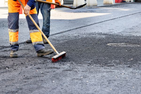 Asphalt Dirt Removal in Naples