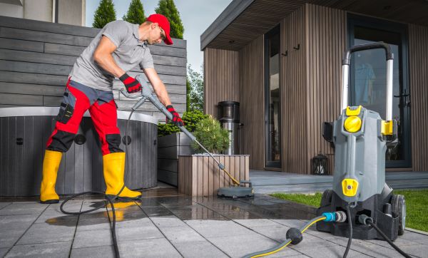 Concrete Patio Washing in Naples