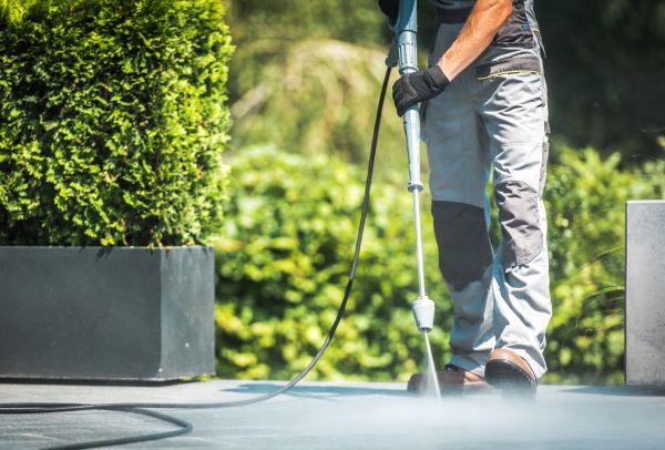 Patio Concrete Cleaning in Naples
