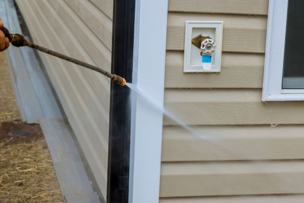 Vinyl Siding Cleaning in Naples